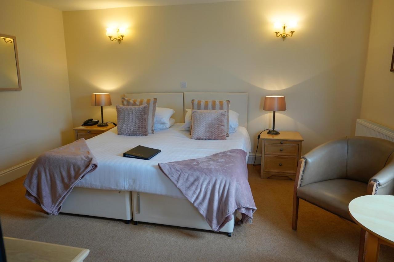 Waveney House Hotel 베컬스 외부 사진