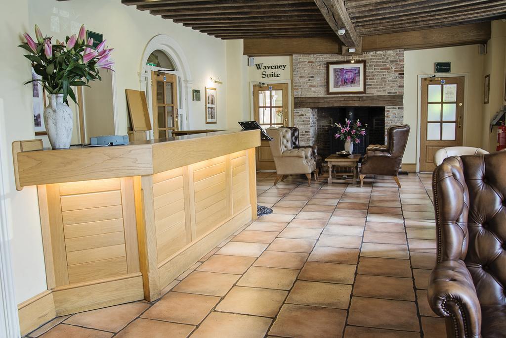 Waveney House Hotel 베컬스 외부 사진